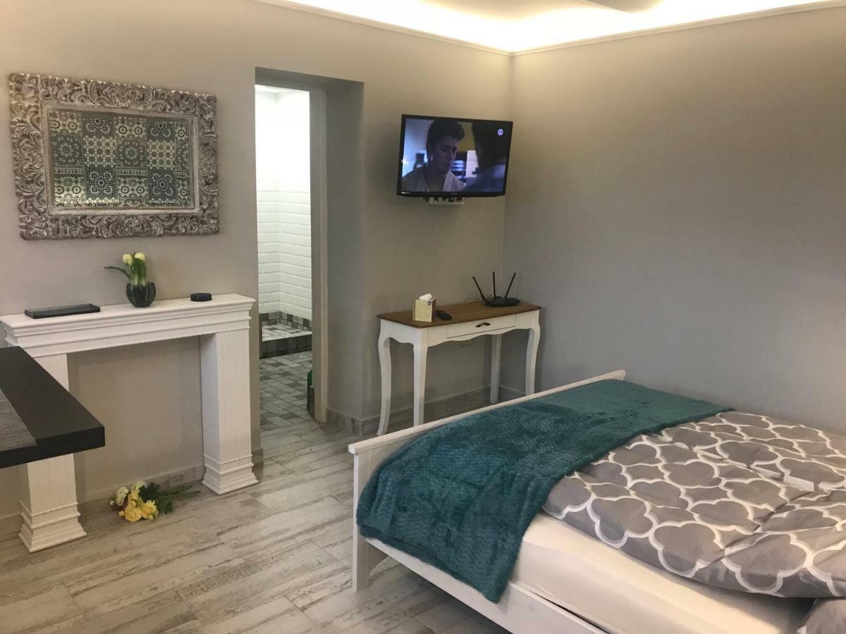 Aradi Apartman 佩奇 外观 照片
